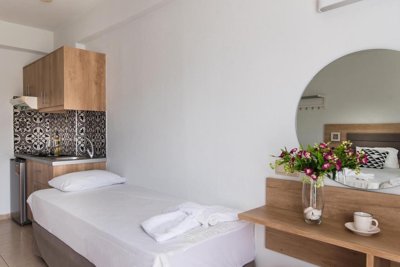 Vagelis Apartments Malia Eksteriør bilde